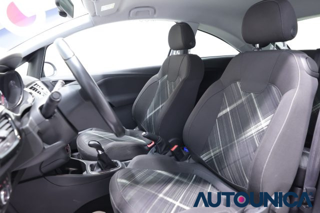 OPEL Corsa usata, con Autoradio