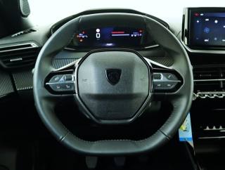 PEUGEOT 2008 usata, con Sedile posteriore sdoppiato