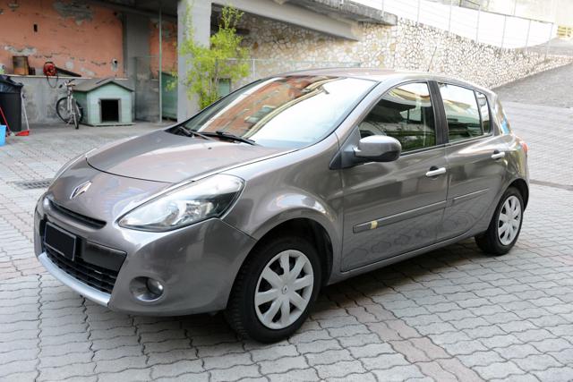 RENAULT Clio usata, con Climatizzatore