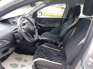 LANCIA Ypsilon usata, con ESP