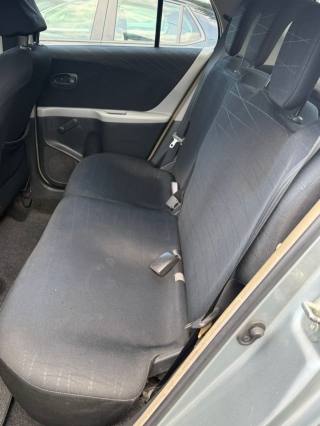 TOYOTA Yaris usata 19