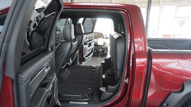 DODGE RAM usata 8