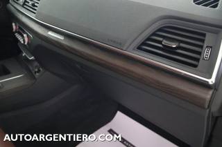 AUDI Q5 usata, con Sensori di parcheggio anteriori