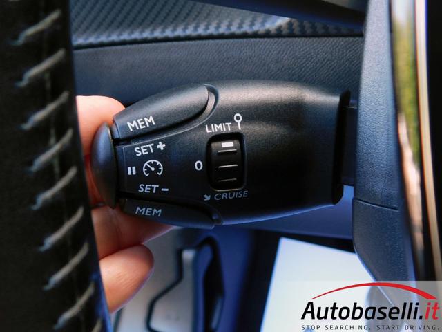 PEUGEOT 2008 usata, con Airbag testa