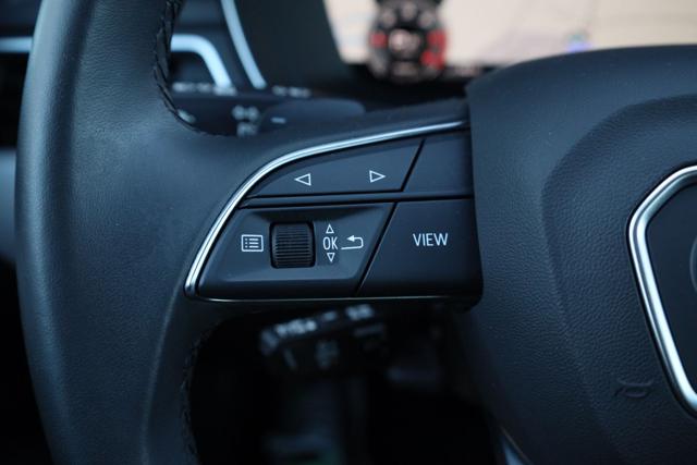 AUDI A4 usata, con Volante multifunzione