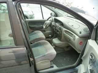 RENAULT Megane usata 11