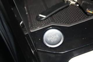 VOLKSWAGEN T-Roc usata, con USB