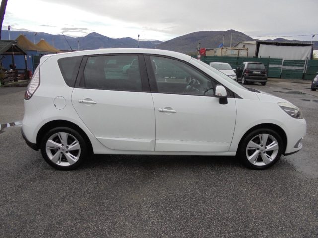 RENAULT Scenic usata, con Climatizzatore automatico, 2 zone