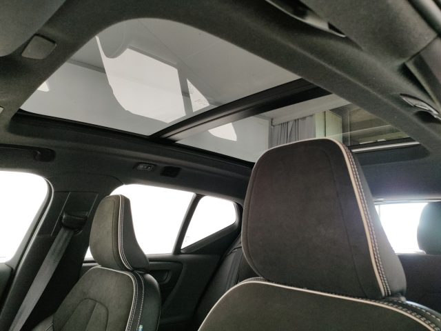 VOLVO XC40 usata, con Airbag testa