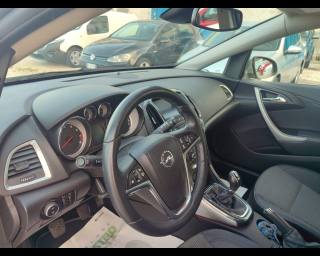 OPEL Astra usata, con Autoradio