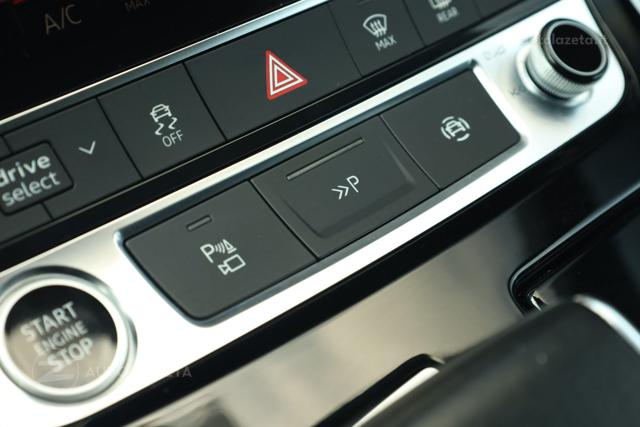 AUDI Q8 usata, con Controllo trazione