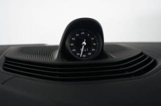 PORSCHE Taycan usata, con Climatizzatore