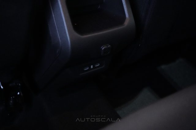 DACIA Duster usata 33