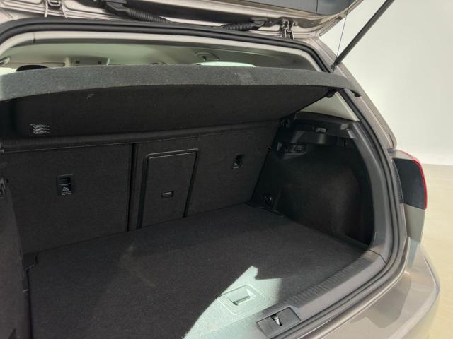 VOLKSWAGEN Golf usata, con Cruise Control