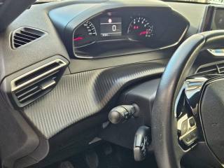 PEUGEOT 2008 usata, con Vivavoce