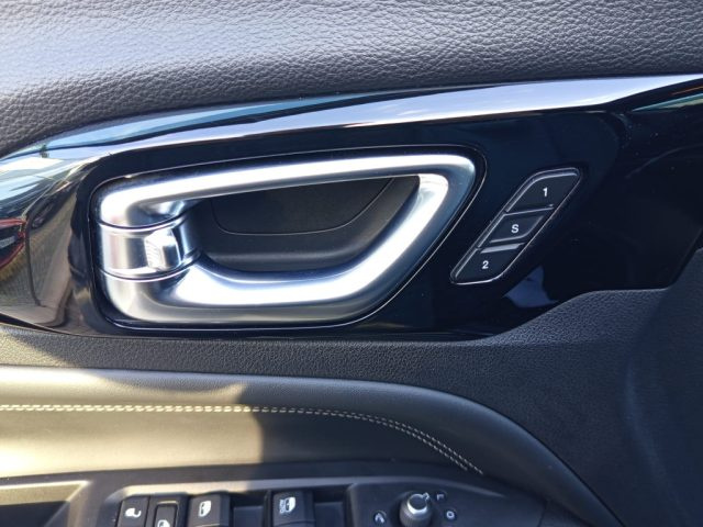 JEEP Compass usata, con Controllo automatico clima