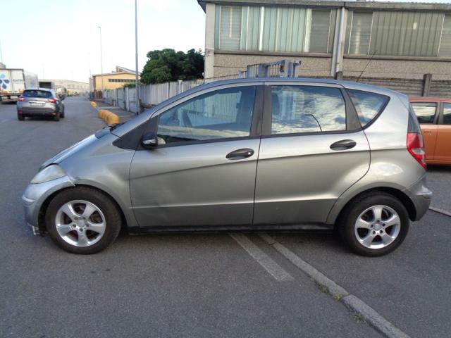 MERCEDES-BENZ A 180 usata, con ESP