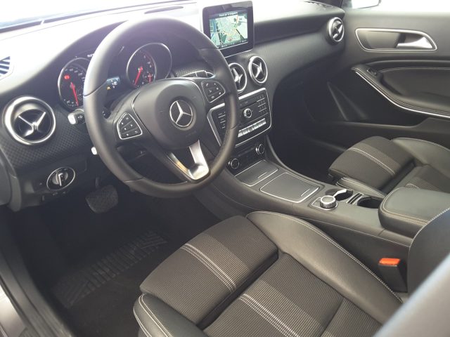 MERCEDES-BENZ A 180 usata, con Autoradio