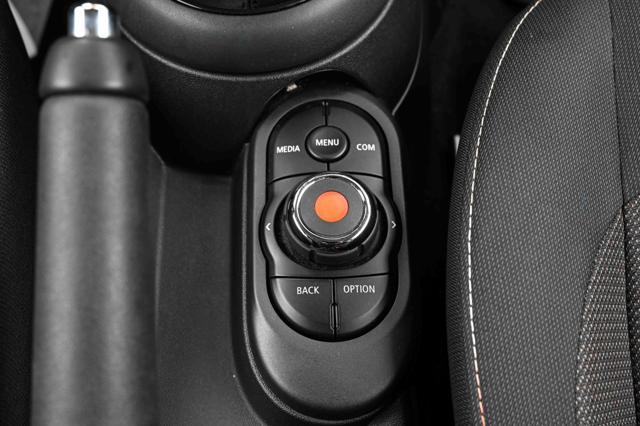 MINI One usata, con Touch screen