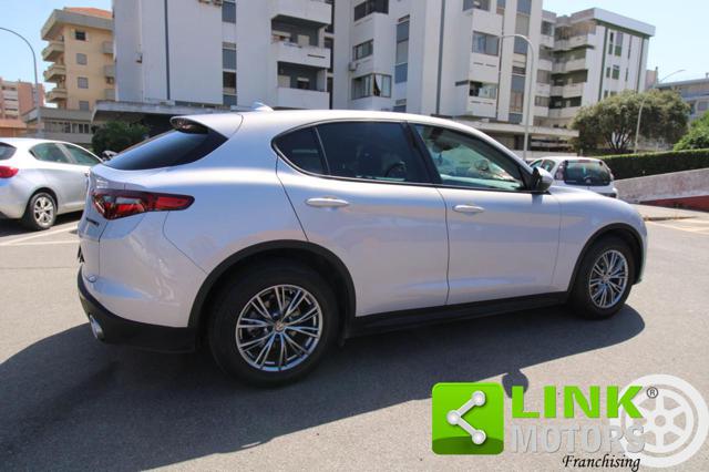 ALFA ROMEO Stelvio usata, con Specchietti laterali elettrici