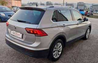 VOLKSWAGEN Tiguan usata, con Airbag laterali