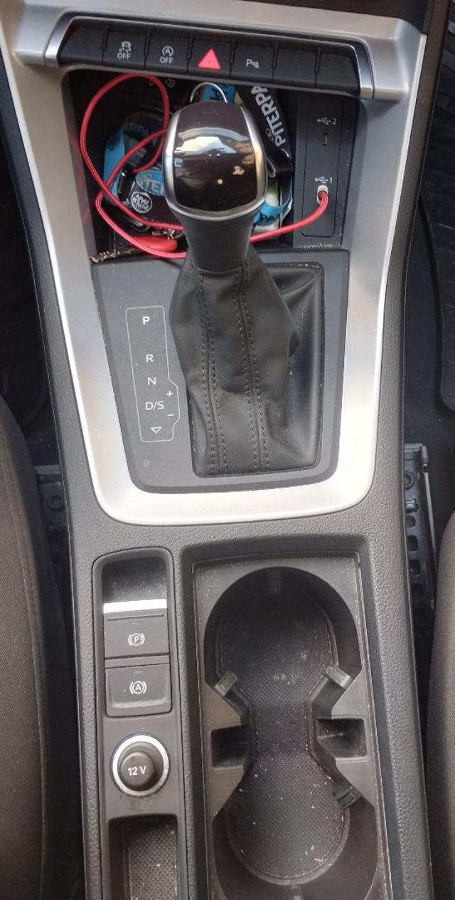 AUDI Q3 usata, con Airbag testa