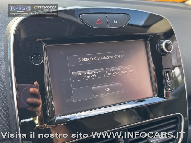 RENAULT Clio usata, con Park Distance Control