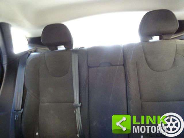 VOLVO V40 usata, con Controllo automatico clima