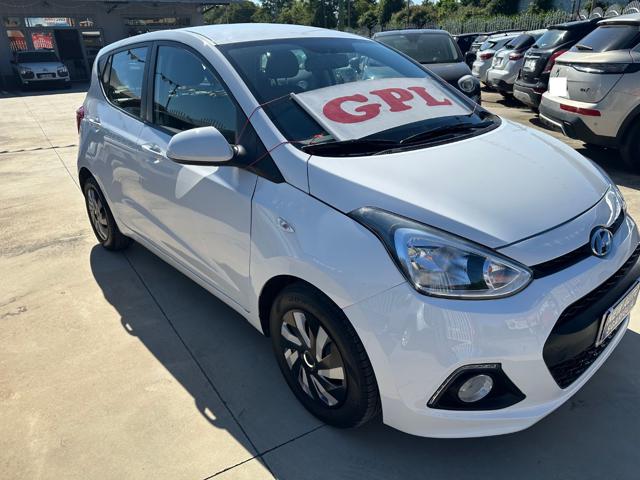 HYUNDAI i10 usata, con Airbag laterali