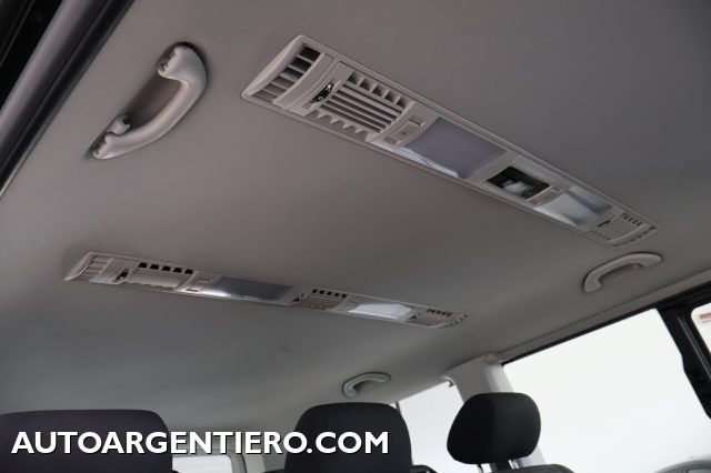VOLKSWAGEN Caravelle usata, con Monitoraggio pressione pneumatici