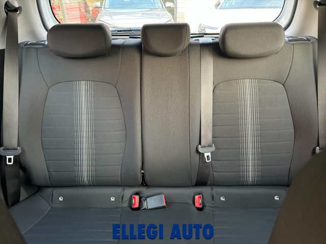 HYUNDAI i10 usata, con Autoradio digitale