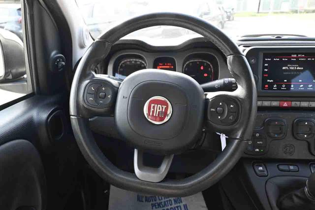 FIAT Panda Cross usata, con USB