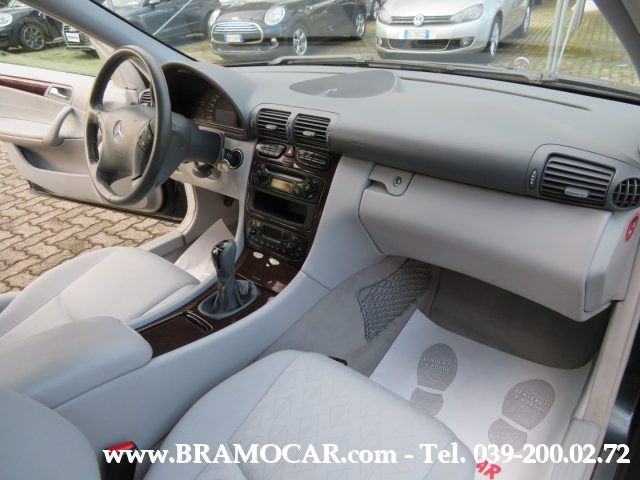 MERCEDES-BENZ C 200 usata 27