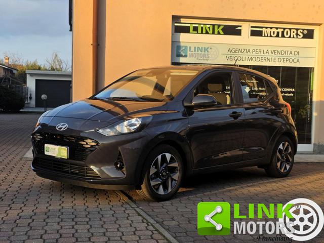 HYUNDAI i10 usata, con Autoradio