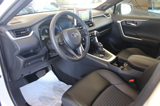 TOYOTA RAV 4 usata, con Interni in pelle