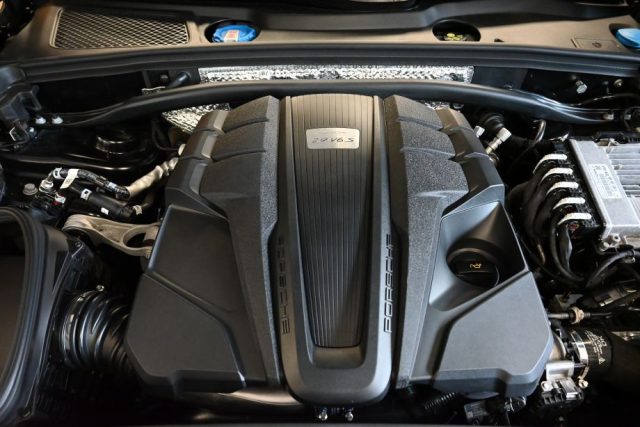 PORSCHE Macan usata 15