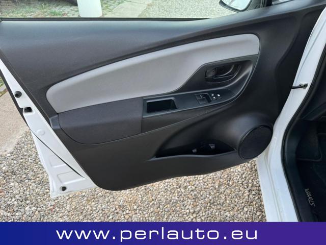 TOYOTA Yaris usata, con Controllo trazione