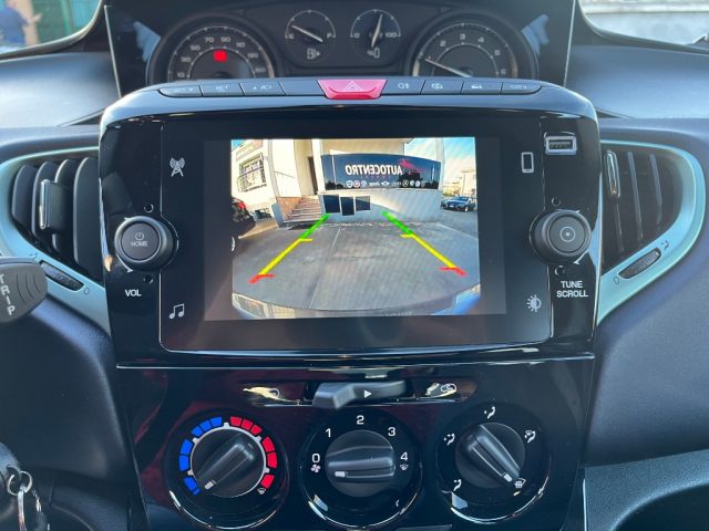 LANCIA Ypsilon usata, con Servosterzo