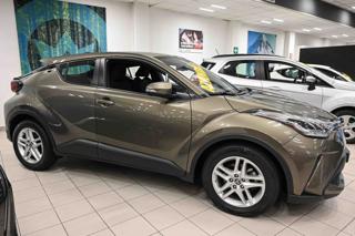 TOYOTA C-HR usata, con Autoradio