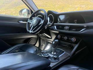 ALFA ROMEO Stelvio usata, con Interni in pelle