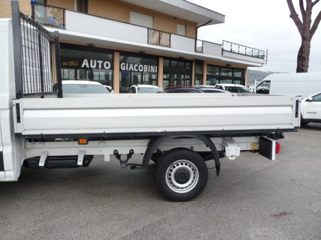 VOLKSWAGEN Crafter usata, con Fendinebbia