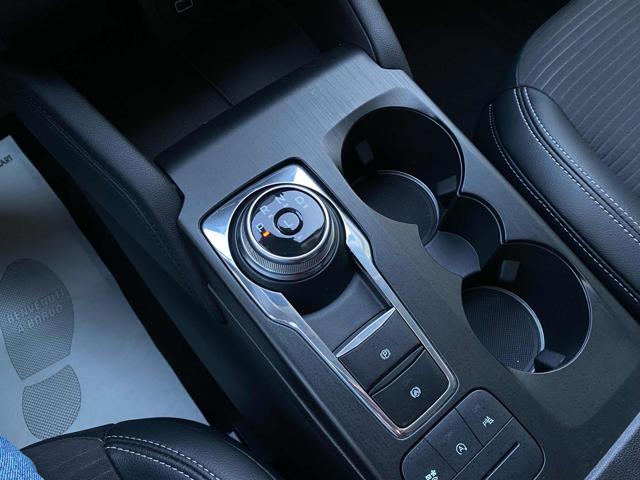 FORD Kuga usata, con Fendinebbia
