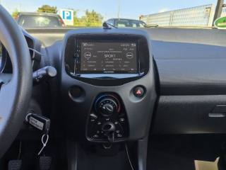 TOYOTA Aygo usata 9