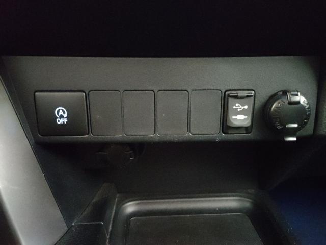 TOYOTA RAV 4 usata, con Fari LED