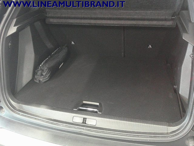 PEUGEOT 2008 usata, con Autoradio