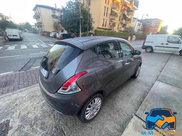LANCIA Ypsilon usata, con Controllo trazione