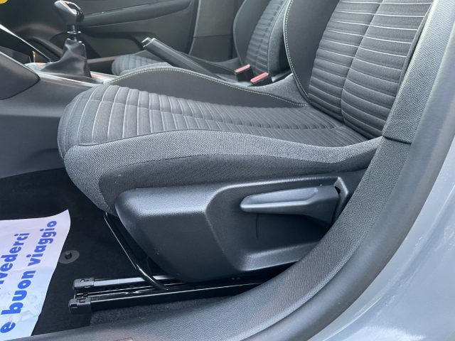 PEUGEOT 208 usata, con Volante in pelle