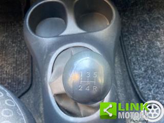 TOYOTA Yaris usata, con Servosterzo