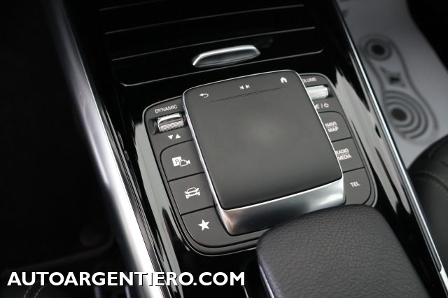 MERCEDES-BENZ GLA 200 usata, con Sistema di navigazione
