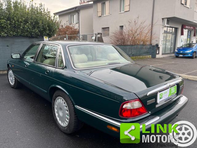 JAGUAR Sovereign usata, con Controllo trazione